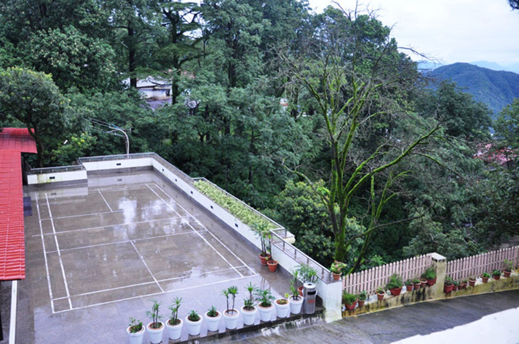 Royal Orchid Fort Resort Mussoorie Exterior photo