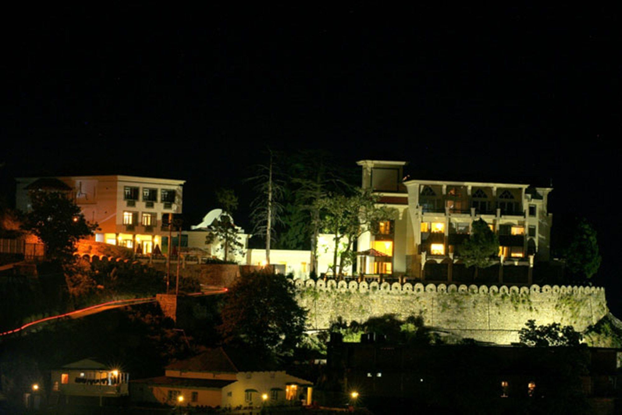 Royal Orchid Fort Resort Mussoorie Exterior photo